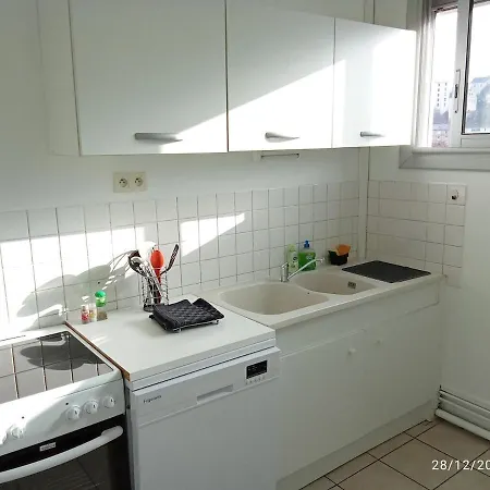 Le Guynemer - Spacieux T2 - 15min Futuroscope - Secteur Gare Apartman