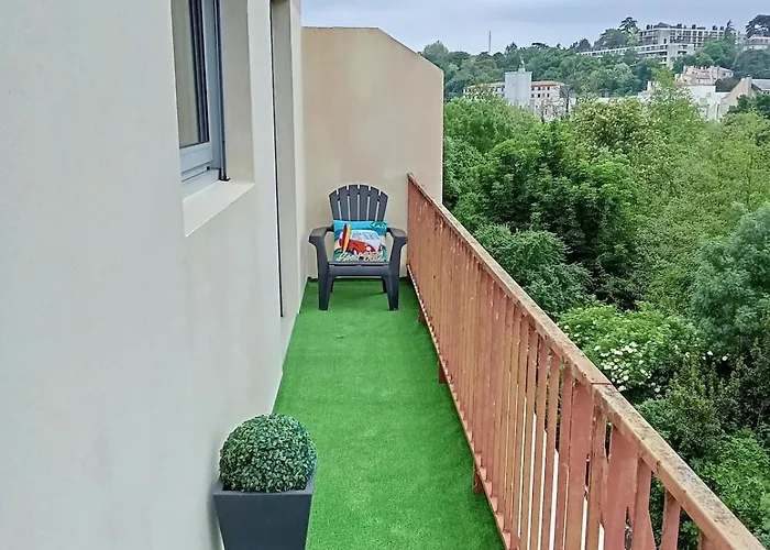 Le Guynemer - Spacieux T2 - Terrasse Avec Vue - Secteur Gare Poitiers