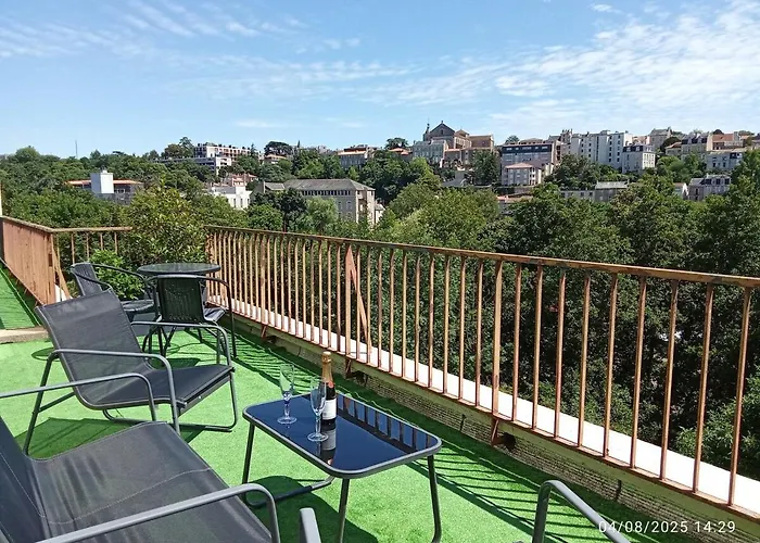 Apartment Le Guynemer - Spacieux T2 - Terrasse Avec Vue - Secteur Gare Poitiers